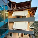 Suite Seastay